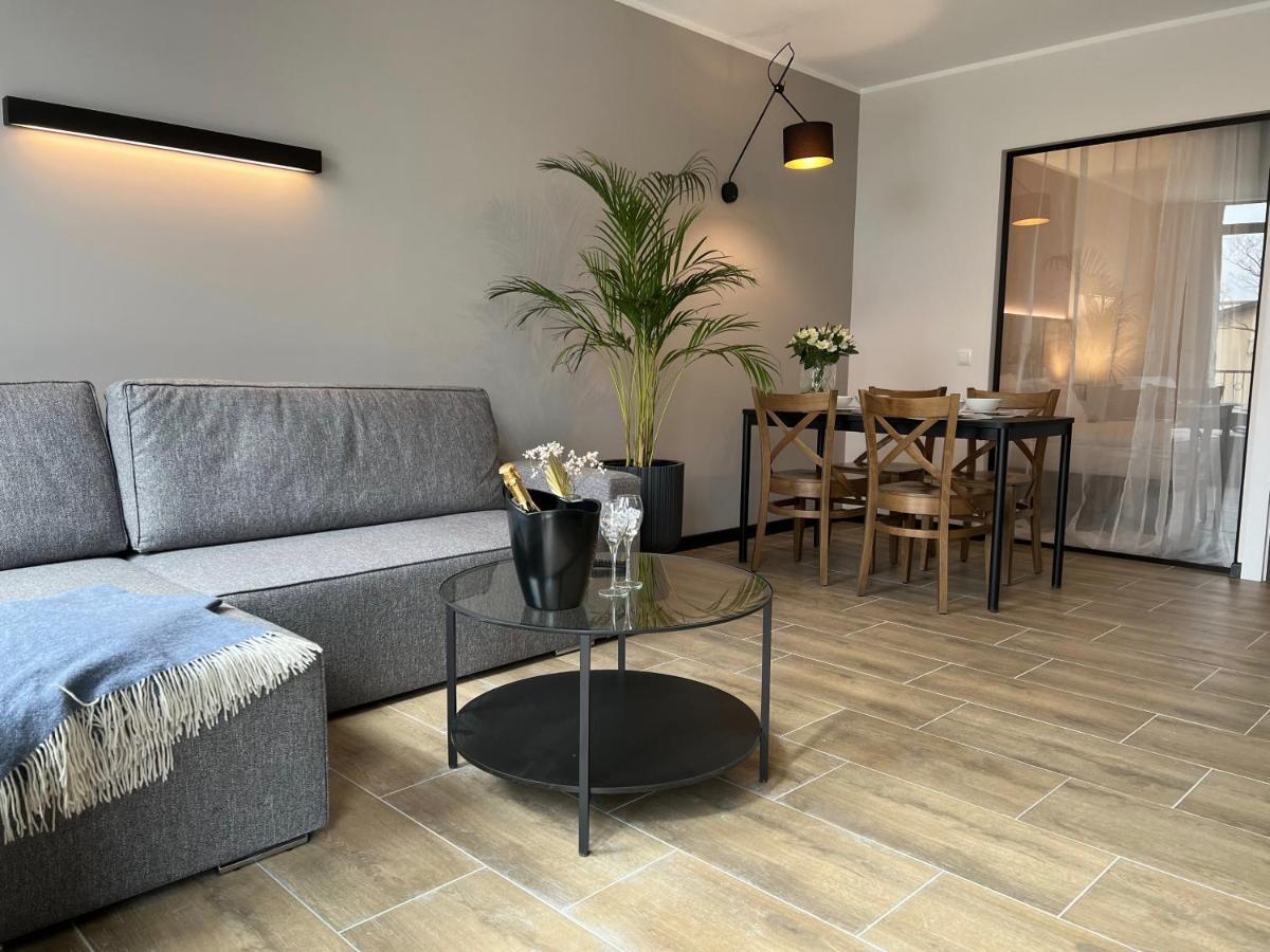 Party Avangarde Apartments City Center ليبا المظهر الخارجي الصورة