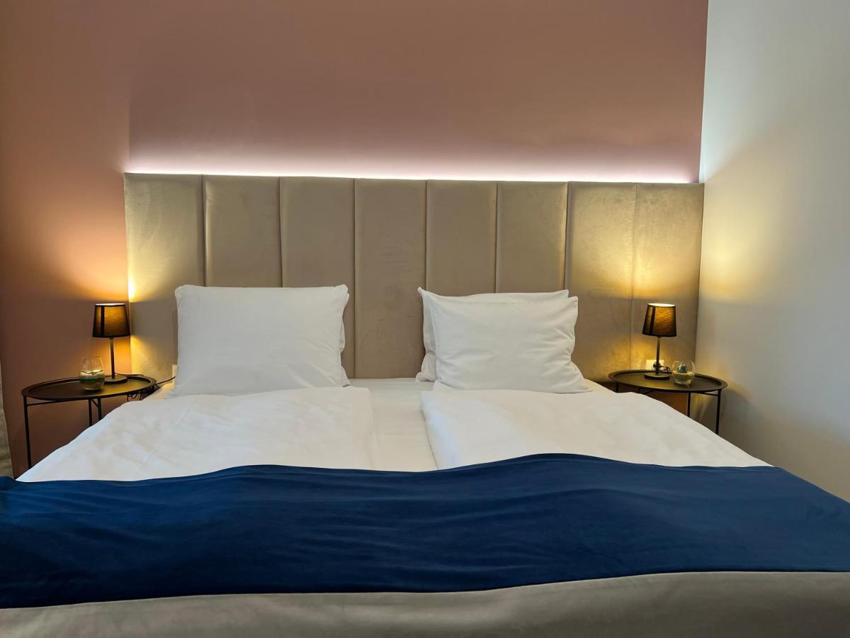 Party Avangarde Apartments City Center ليبا المظهر الخارجي الصورة