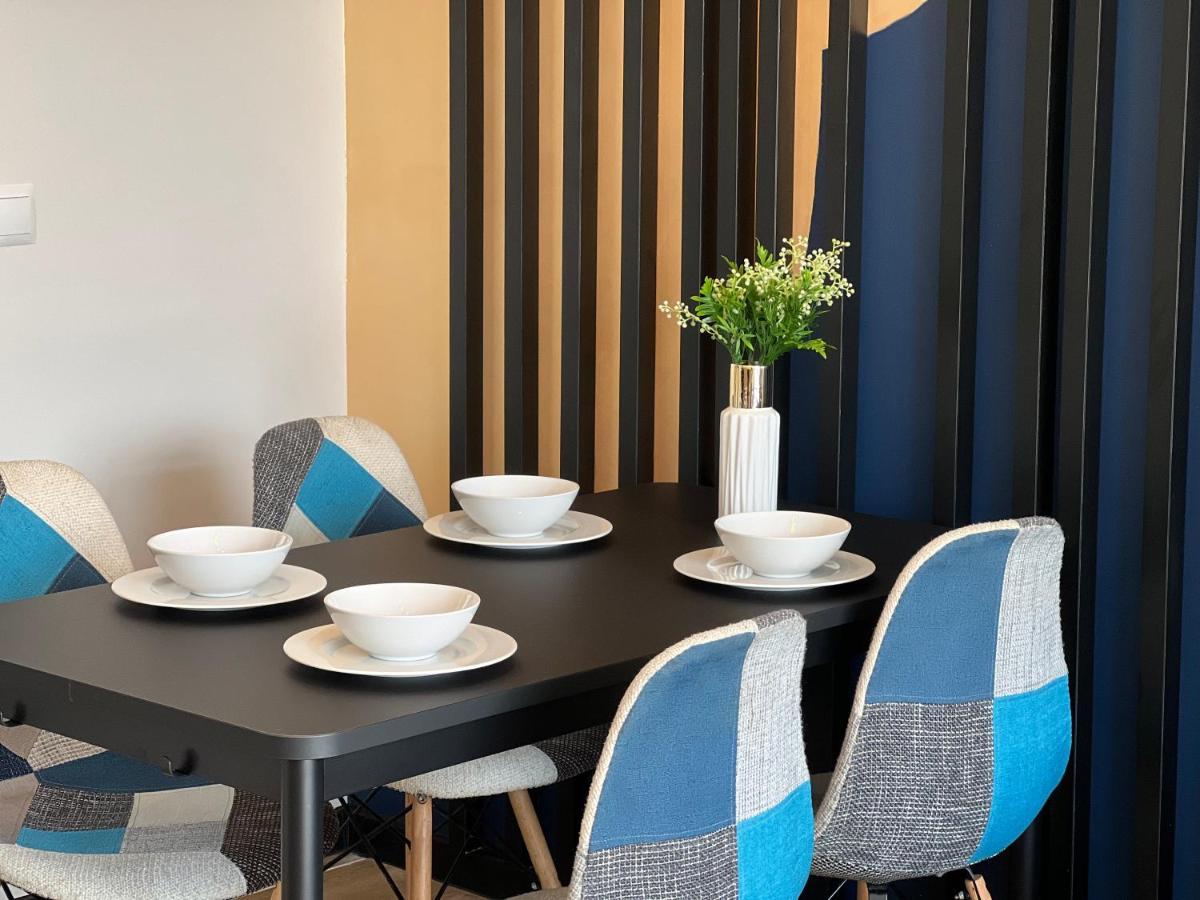 Party Avangarde Apartments City Center ليبا المظهر الخارجي الصورة