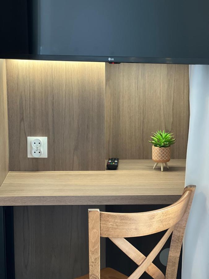 Party Avangarde Apartments City Center ليبا المظهر الخارجي الصورة